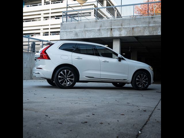 2023 Volvo XC60 Plus Bright Theme