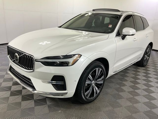 2023 Volvo XC60 Plus Bright Theme