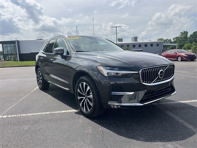 2023 Volvo XC60 Plus Bright Theme
