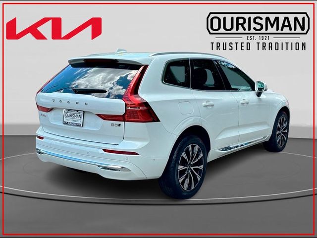 2023 Volvo XC60 Plus Bright Theme