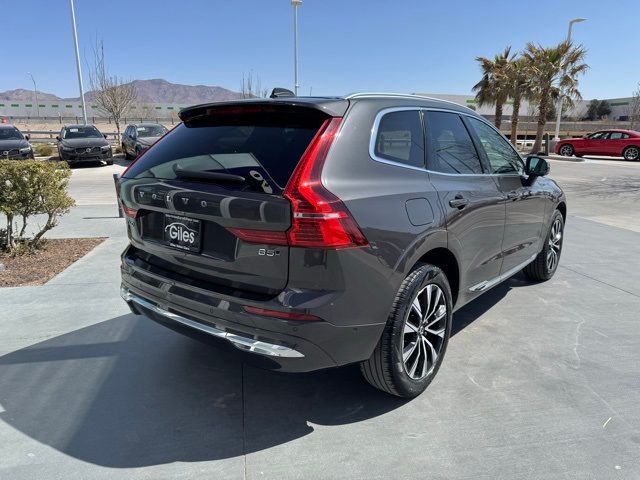 2023 Volvo XC60 Plus Bright Theme