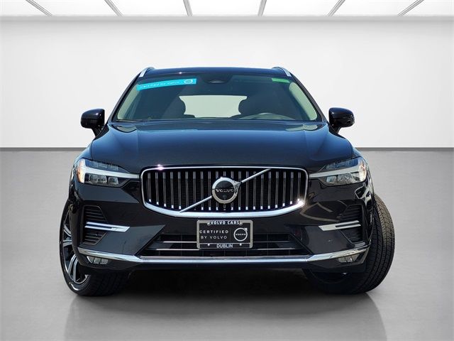 2023 Volvo XC60 Plus Bright Theme