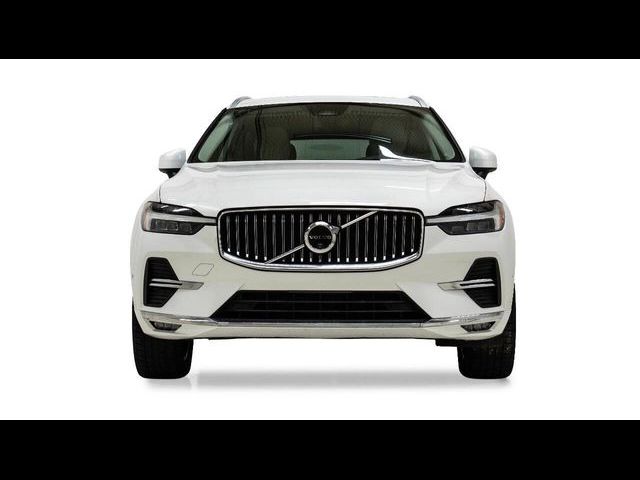 2023 Volvo XC60 Plus Bright Theme
