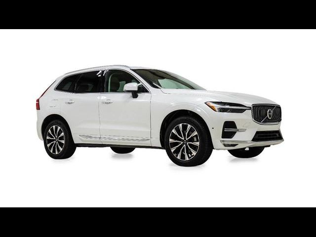 2023 Volvo XC60 Plus Bright Theme
