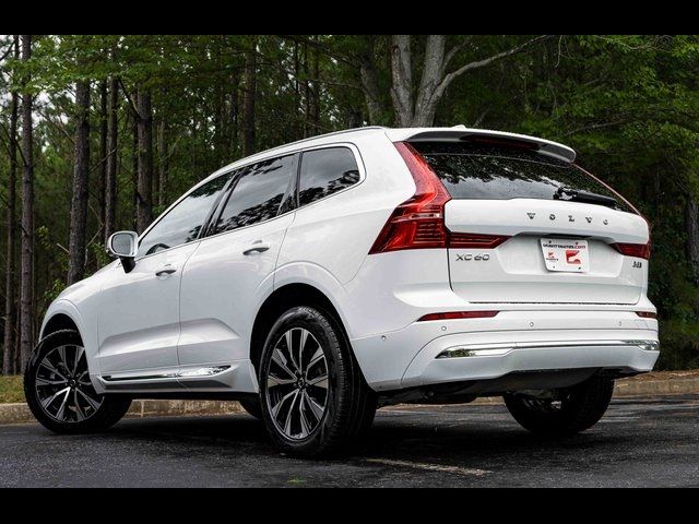 2023 Volvo XC60 Plus Bright Theme