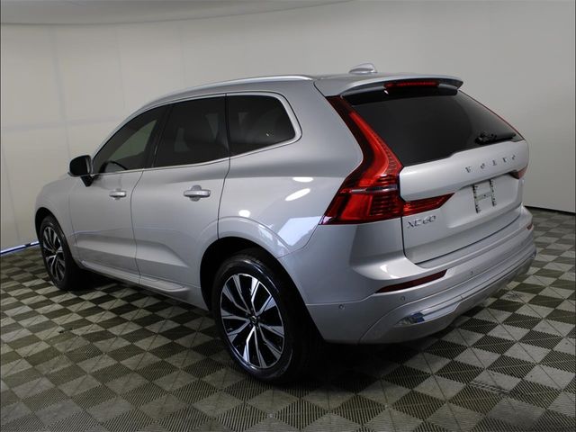 2023 Volvo XC60 Plus Bright Theme