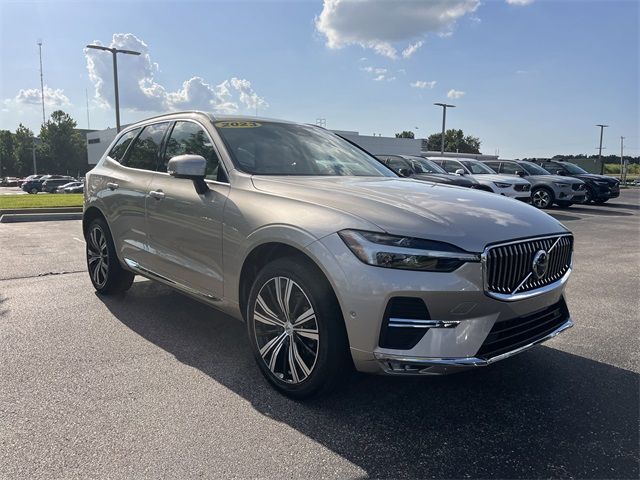 2023 Volvo XC60 Plus Bright Theme