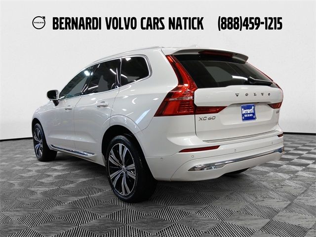 2023 Volvo XC60 Plus Bright Theme