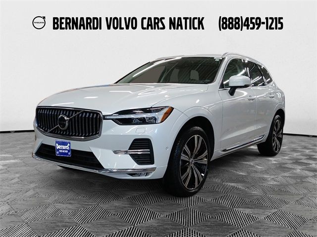 2023 Volvo XC60 Plus Bright Theme