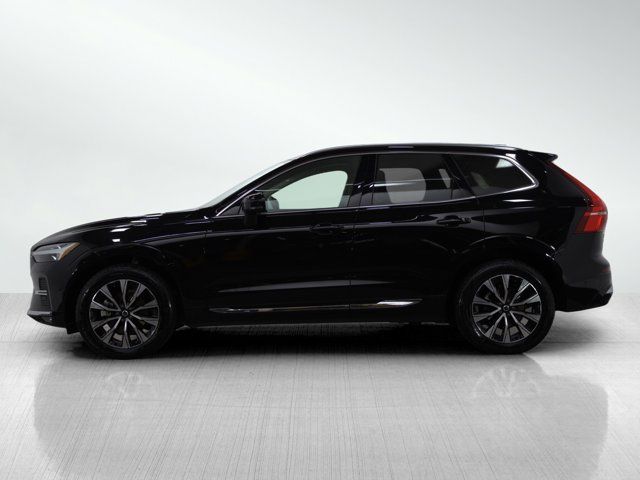 2023 Volvo XC60 Plus Bright Theme