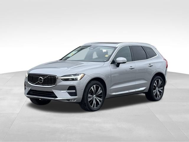 2023 Volvo XC60 Plus Bright Theme