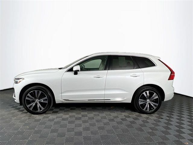 2023 Volvo XC60 Plus Bright Theme