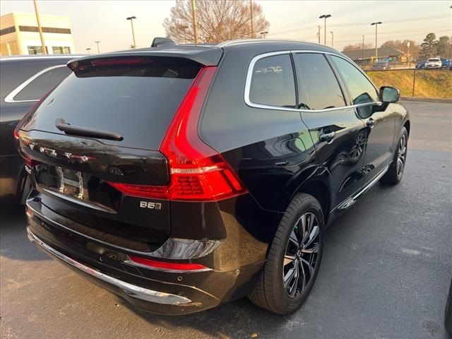 2023 Volvo XC60 Plus Bright Theme