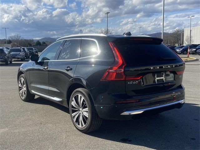 2023 Volvo XC60 Plus Bright Theme