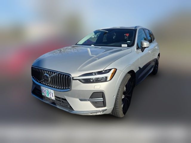 2023 Volvo XC60 Plus Bright Theme