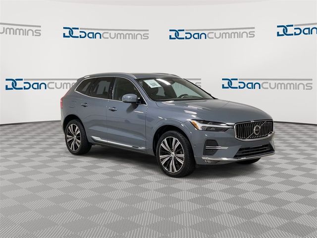 2023 Volvo XC60 Plus Bright Theme