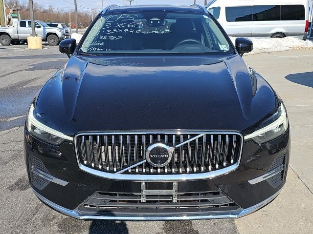 2023 Volvo XC60 Plus Bright Theme