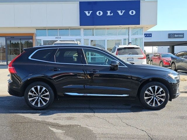 2023 Volvo XC60 Plus Bright Theme