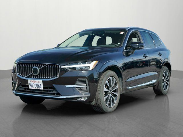 2023 Volvo XC60 Plus Bright Theme