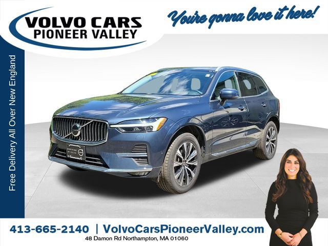 2023 Volvo XC60 Plus Bright Theme