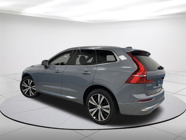 2023 Volvo XC60 Plus Bright Theme