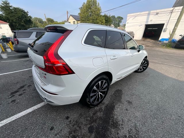 2023 Volvo XC60 Plus Bright Theme