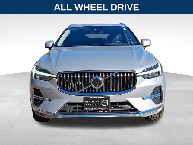 2023 Volvo XC60 Plus Bright Theme