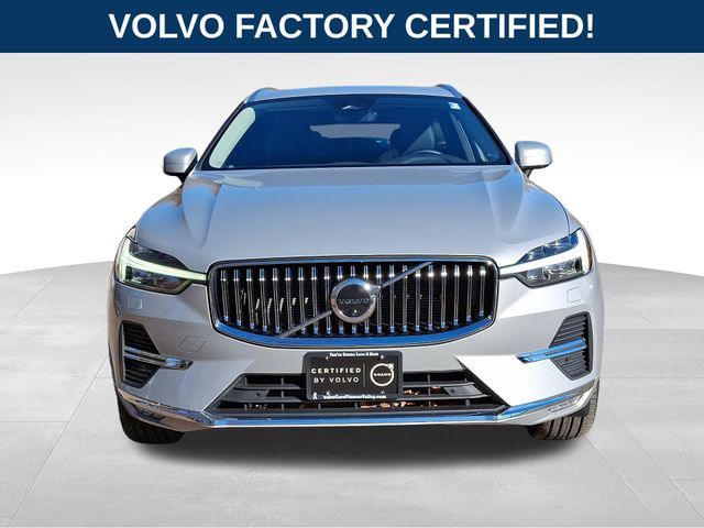 2023 Volvo XC60 Plus Bright Theme