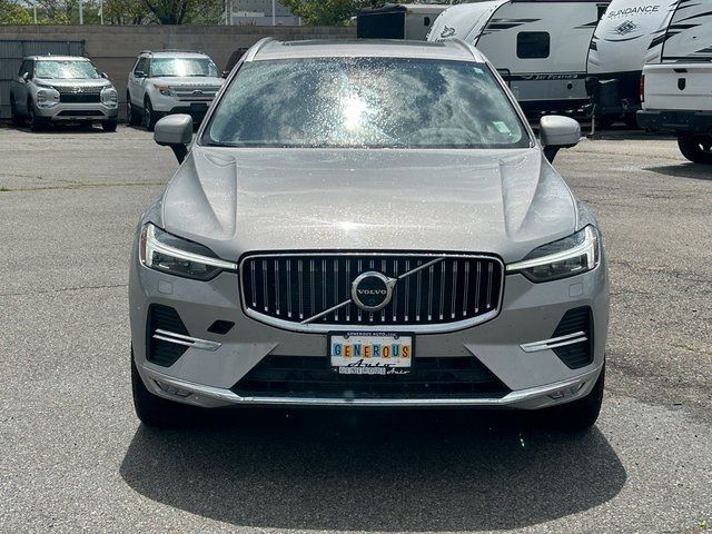 2023 Volvo XC60 Plus Bright Theme