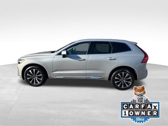 2023 Volvo XC60 Plus Bright Theme