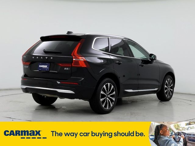 2023 Volvo XC60 Plus Bright Theme