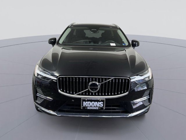 2023 Volvo XC60 Plus Bright Theme
