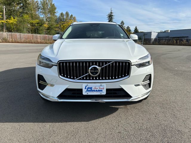 2023 Volvo XC60 Plus Bright Theme