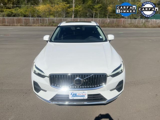 2023 Volvo XC60 Plus Bright Theme