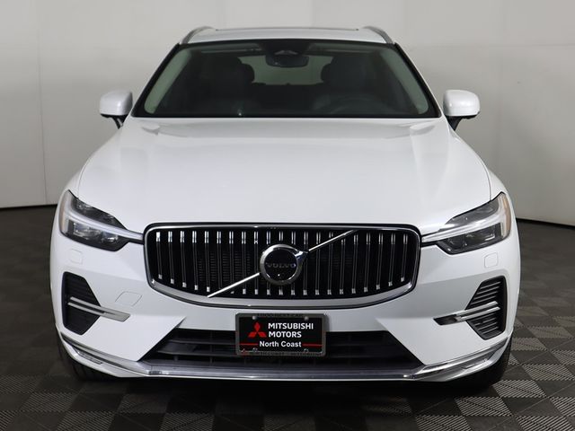 2023 Volvo XC60 Plus Bright Theme