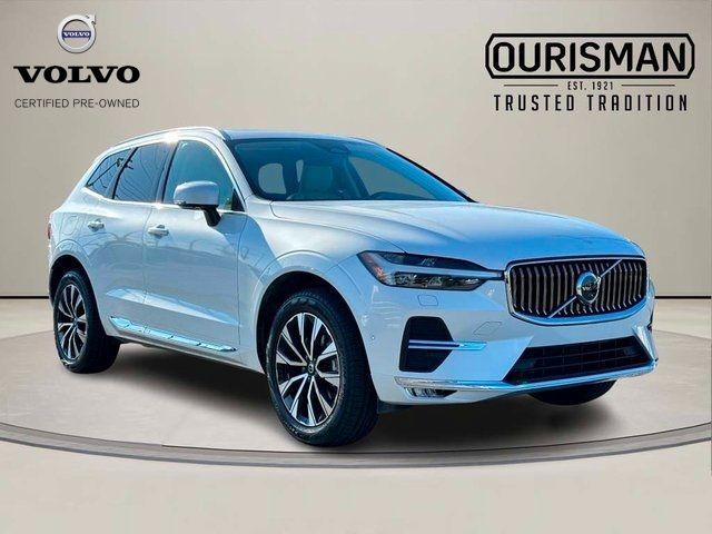 2023 Volvo XC60 Plus Bright Theme