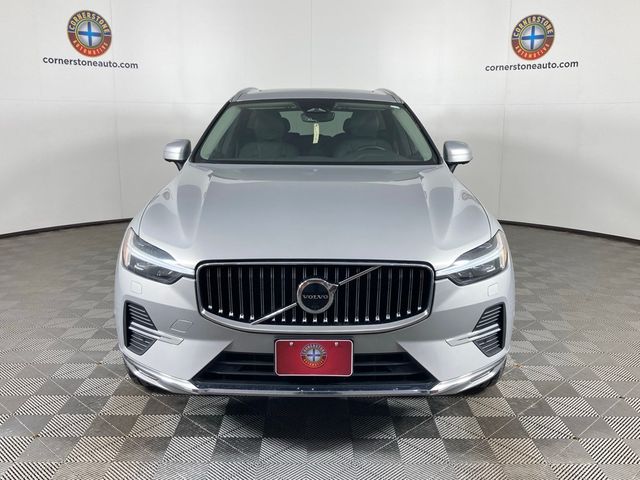 2023 Volvo XC60 Plus Bright Theme