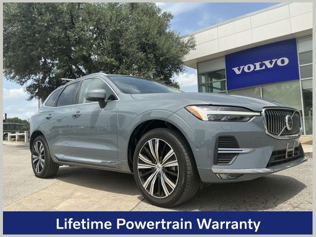 2023 Volvo XC60 Plus Bright Theme
