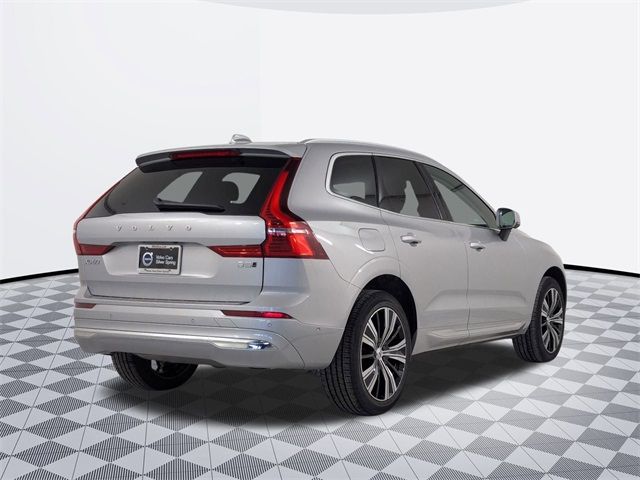 2023 Volvo XC60 Plus Bright Theme