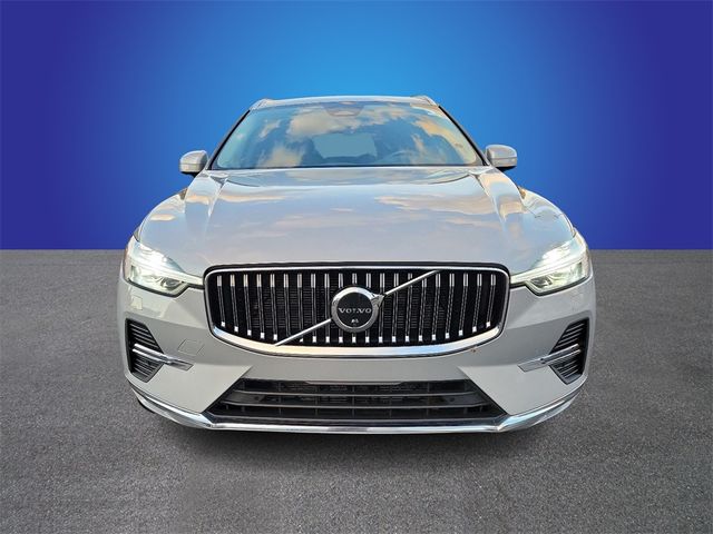 2023 Volvo XC60 Plus Bright Theme