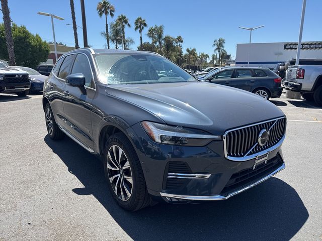 2023 Volvo XC60 Plus Bright Theme