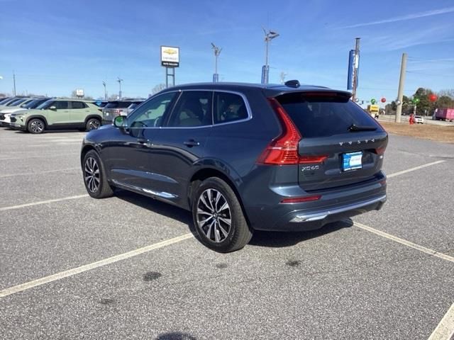 2023 Volvo XC60 Plus Bright Theme