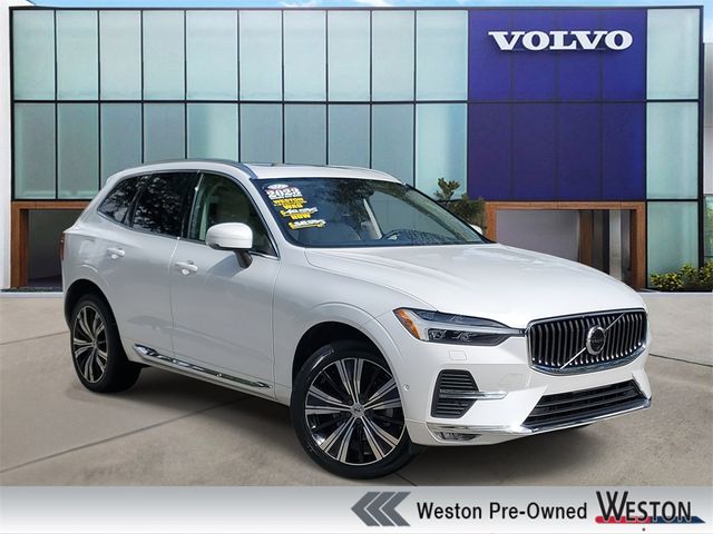 2023 Volvo XC60 Plus Bright Theme