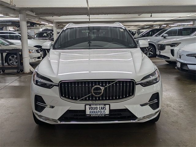 2023 Volvo XC60 Plus Bright Theme
