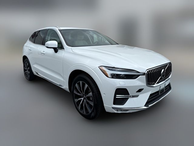 2023 Volvo XC60 Plus Bright Theme