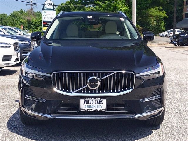 2023 Volvo XC60 Plus Bright Theme