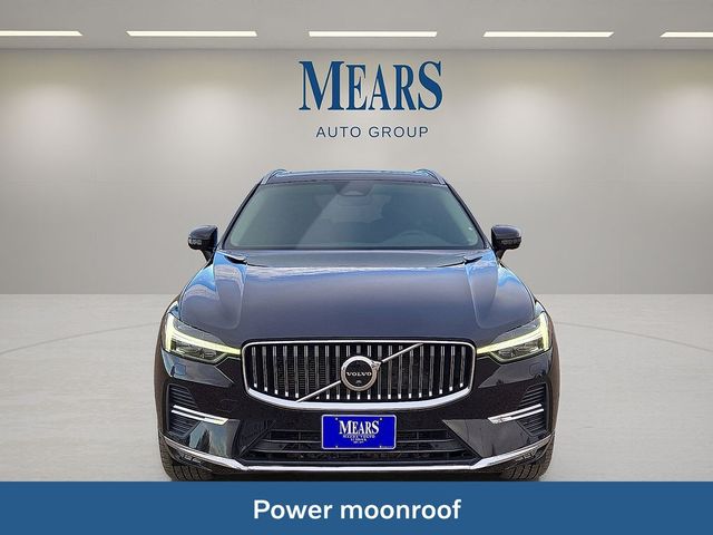 2023 Volvo XC60 Plus Bright Theme