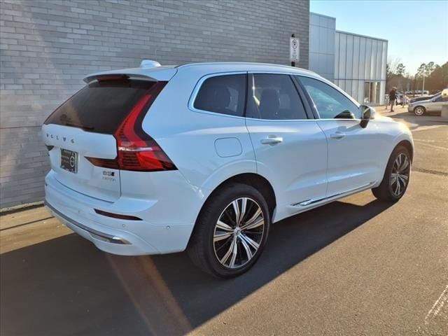 2023 Volvo XC60 Plus Bright Theme