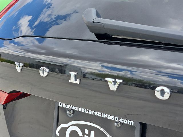 2023 Volvo XC60 Plus Bright Theme