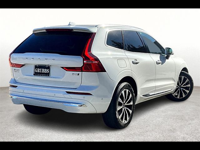 2023 Volvo XC60 Plus Bright Theme